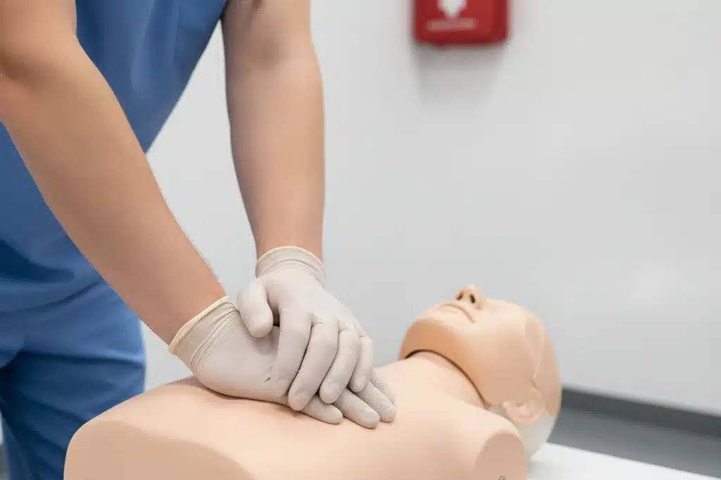 Direção Defensiva e Primeiros Socorros: Prepare-se Completamente para o Detran